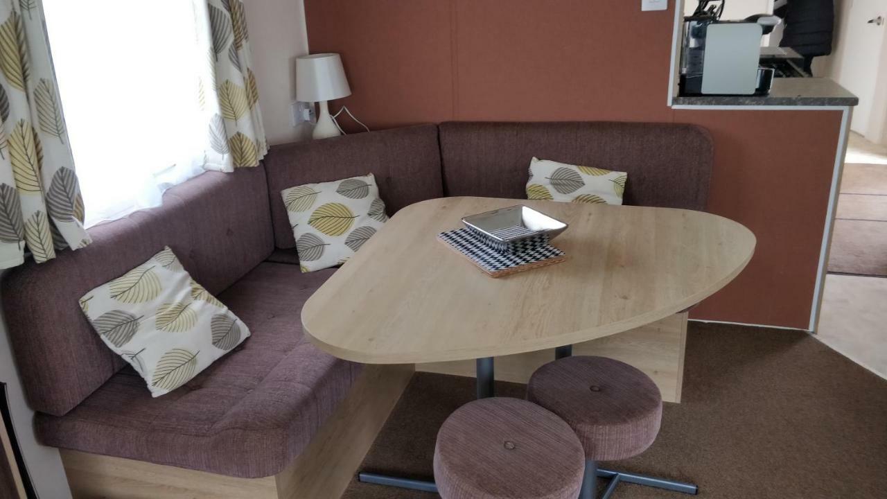 8 Berth Northshore Winthorpe  Экстерьер фото