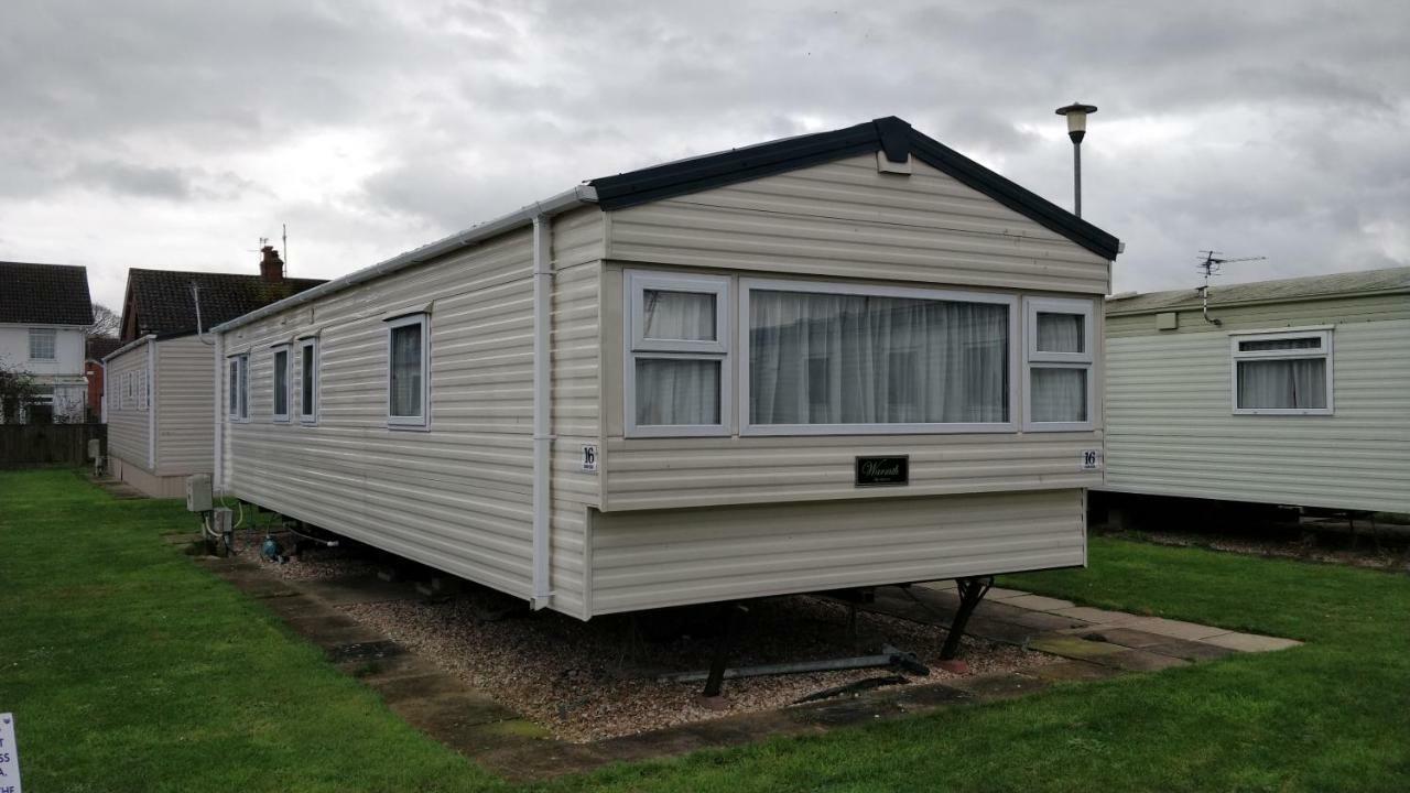 8 Berth Northshore Winthorpe  Экстерьер фото