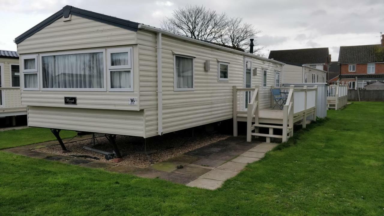 8 Berth Northshore Winthorpe  Экстерьер фото